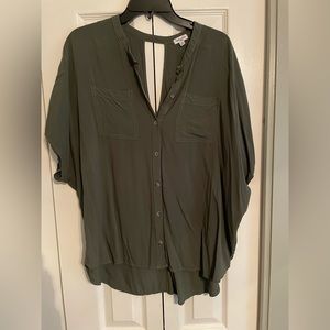 Splendid flowy shirt